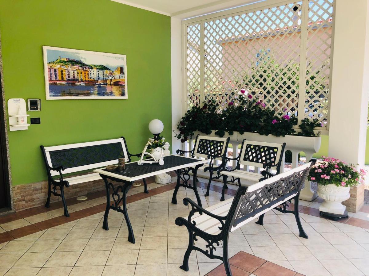 B&B La Dea Hestia Bosa Exterior foto